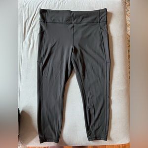 Lululemon black pocket leggings